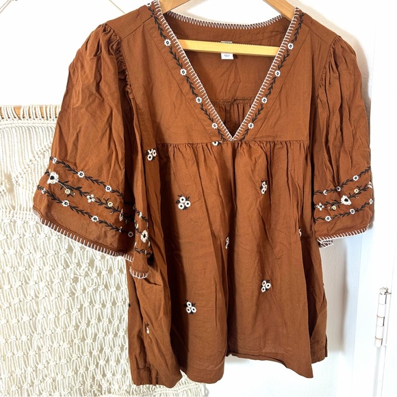 Old Navy Tops - Boho Gypsy Embroidered V-Neck Peasant Top Bohemian Floral Brown Black White XL